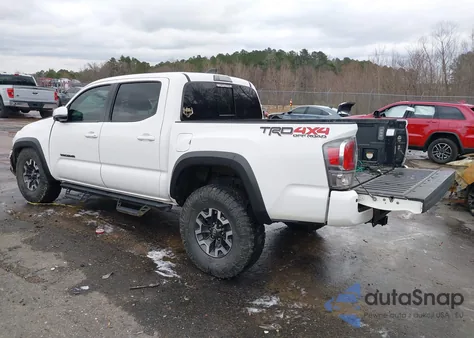 2020 Toyota Tacoma Trd Off-Road z USA, uszkodzony, nr VIN 3TMCZ5AN8LM306147
